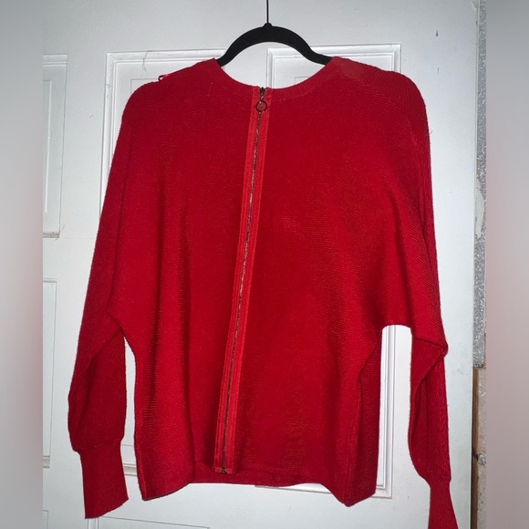NWT Philosophy size XS rustic red long sleeve top with zipper on back - Picture 2 of 4